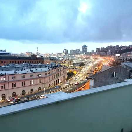 La Lanterna 3* Genua