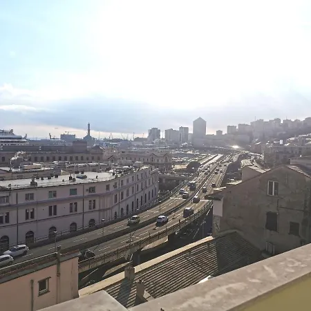 La Lanterna 3* Genua