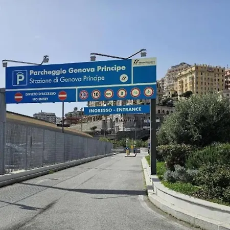La Lanterna 3* Génova