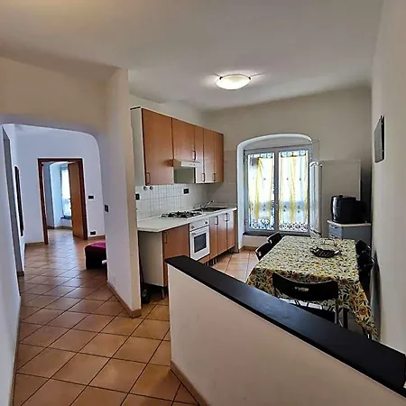 La Lanterna 3*