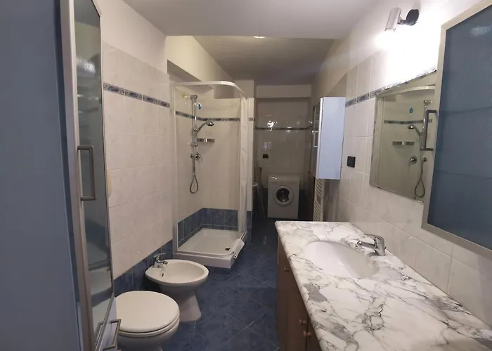 La Lanterna Apartahotel Génova