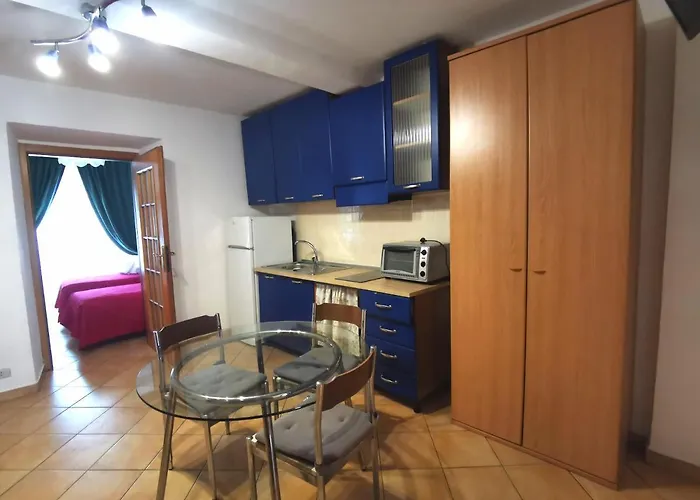 La Lanterna 3* Genua