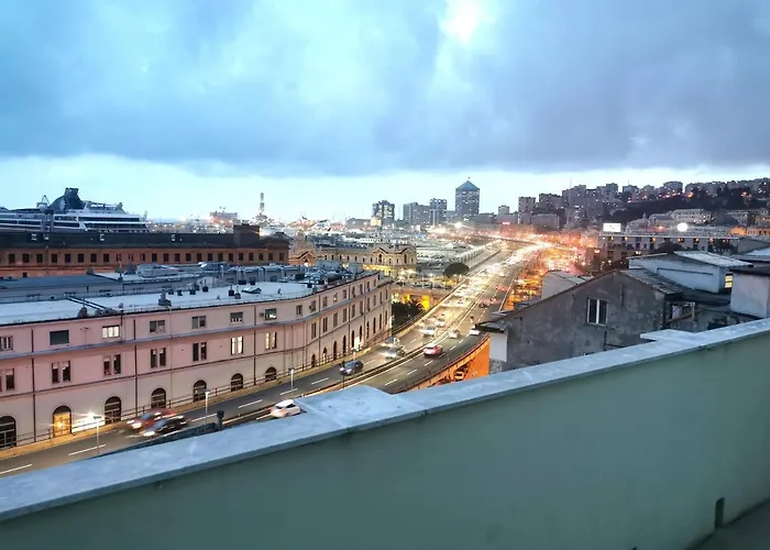 La Lanterna 3* Genua