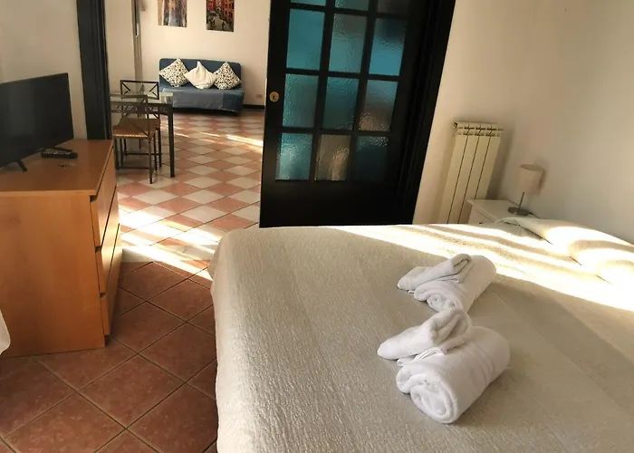 La Lanterna Apartahotel Génova