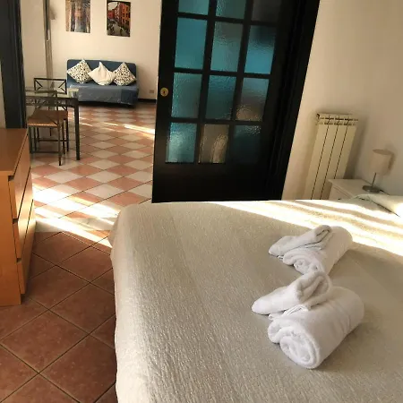 La Lanterna מלון דירות ג'נובה