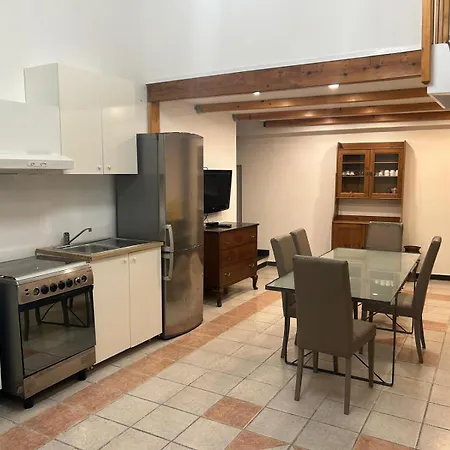 Apartmanhotel La Lanterna *