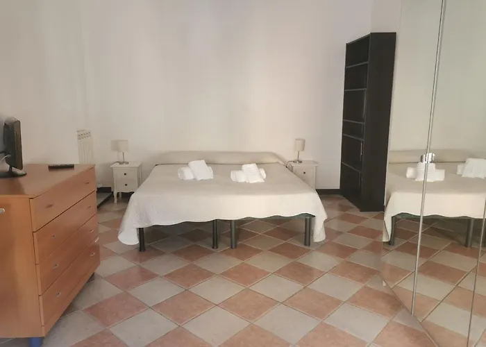 La Lanterna 3* Genua